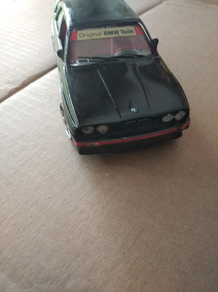 Modellino BMW E30 M3 AC Schnitzer in Plastica scala 1: 24 Nero . - Immagine 2 di 4