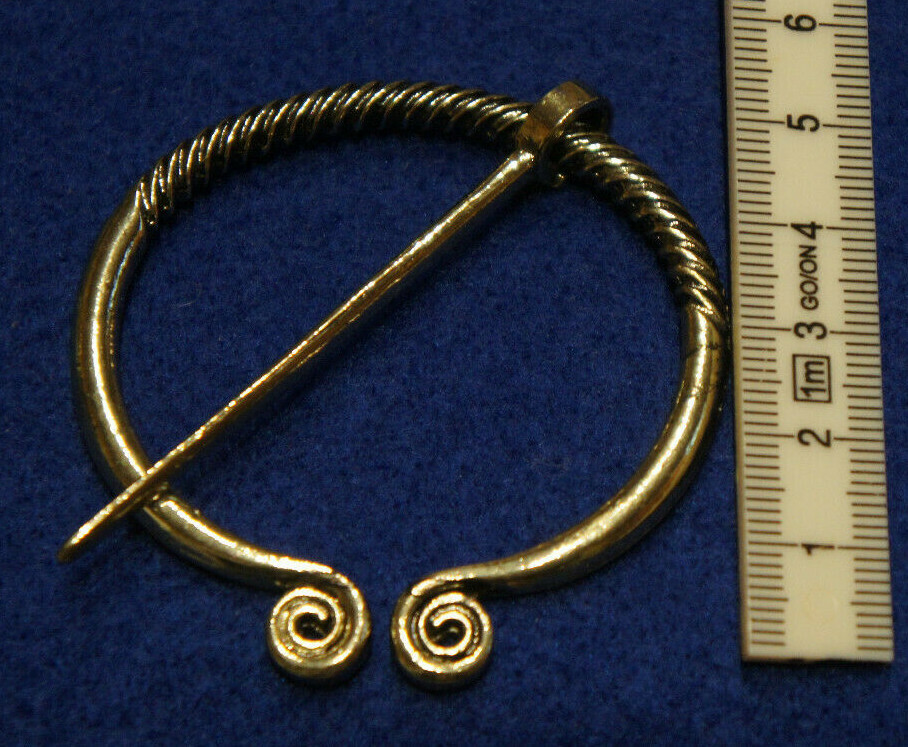 Broche Medieval | Hierro Forjado | Fibel Vikingo Hecho A Mano LARP | Broche De Aguja De Percha| HFRC20, Standard, Hierro Forjado
