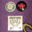 STRANGER THINGS 3 FUN FAIR BUTTON AND TATTOO SET NEW!