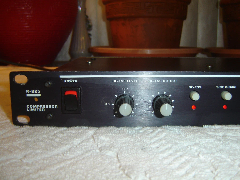 DOD R-825, Latter Version, Compressor Limiter, Vintage Rack