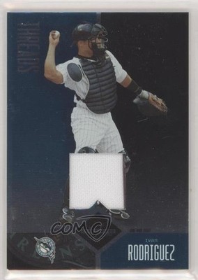 2004 Leaf Limited Threads Jerseys 16/50 Ivan Rodriguez #169 HOF s7f