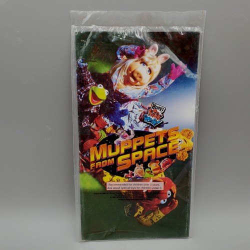 Mini póster de película vintage de libro de actividades de los Muppets del espacio nuevo en paquete Wendys - Imagen 1 de 5