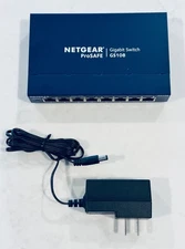 NETGEAR Gigabit Ethernet Switch/Commutateur Gigabit Ethernet/AC Adapter GS108v4