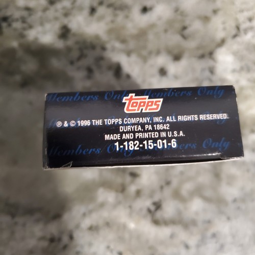 1996 Topps Stadium Club Members Only Hockey 50 Card Set Gretzky Lemiux Lidstrom - Picture 4 of 6