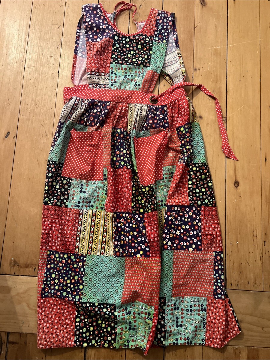 Vintage 60s 70s Pinafore Apron Cottagecore Prairie Patchwork One