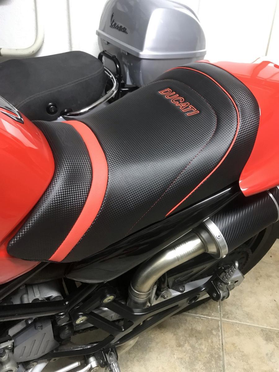 Housse de selle Ducati Monster 600 900 1000 1993-2007 Top Sellerie Rivestimento Sella HSD4791