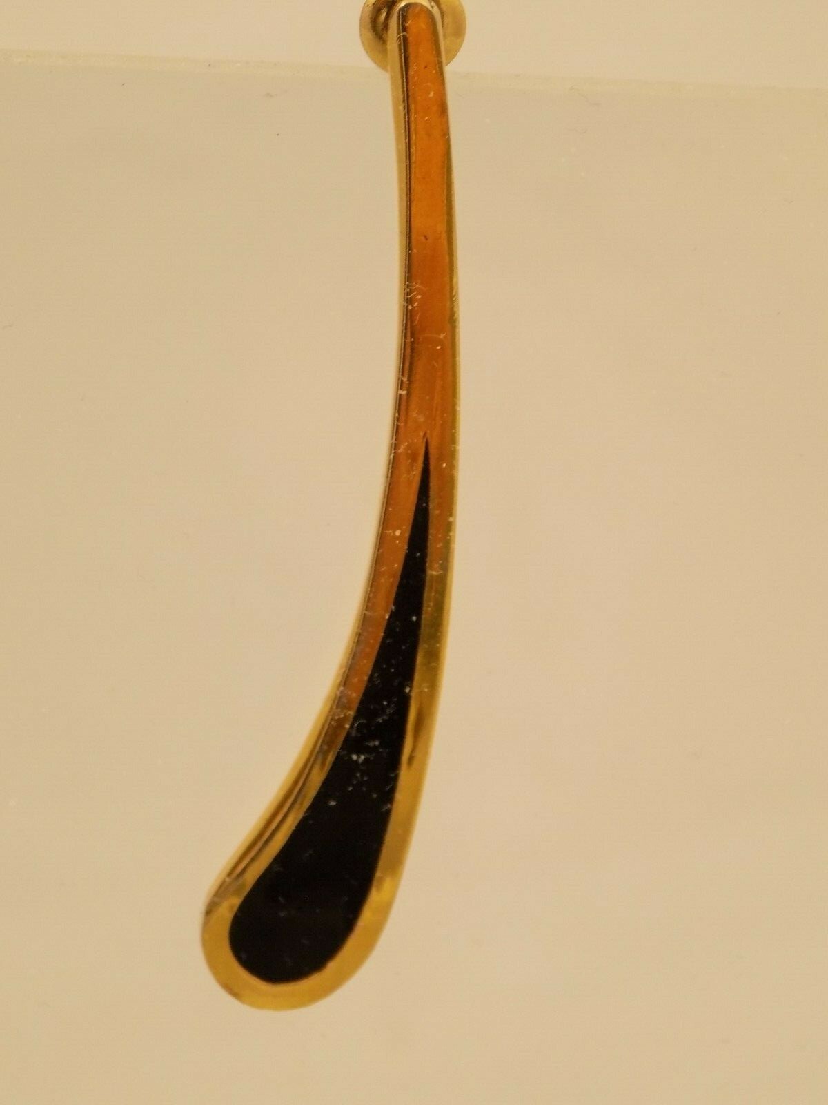 Picture 2 of 4
