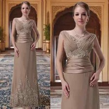 Mother Of The Bride Gowns V Neck Appliqued Lace Beaded Groom Dresses Gowns