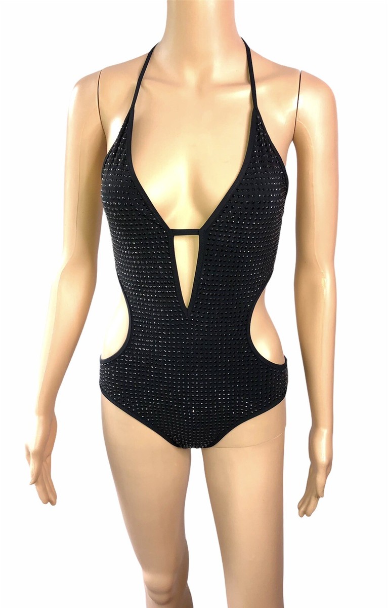 【cocoさん】GUCCI ワンピース型スイムウェア Gucci Crystal Embellished Cutout Black One Piece Bodysuit