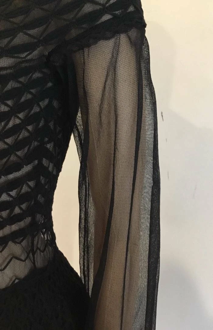 ALEXANDER MCQUEEN ABITO TRASPARENTE ALEXANDER MCCHEEN LAVORATO A SPALLA TAGLIA MEDIA