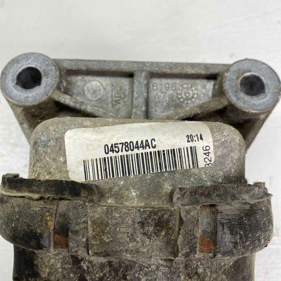 Chrysler 300 2007 3,5 L montaje de motor derecho 04578044AC OEM Foto 2 de 4