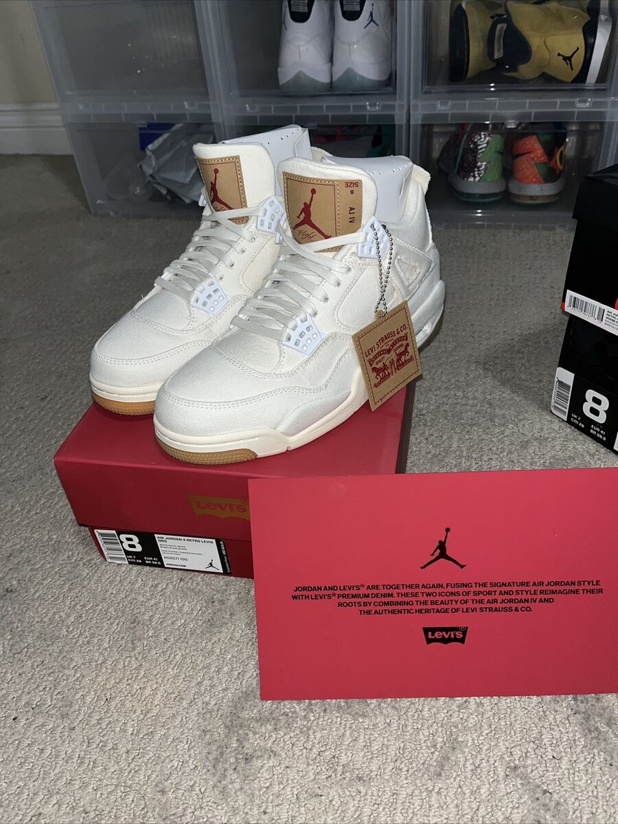 Size 8 - Jordan 4 Retro x Levi's White Denim 2018 With Levi Size 8 - Jordan 4 Retro x Levi's White Denim 2018 With Levi