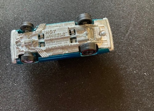 VINTAGE HOT WHEELS REDLINE CUSTOM BARRACUDA - AQUA WITH GREY INTERIOR RARE - Bild 5 von 6