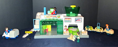 Hap-P-Kid Little Learner Airport Terminal Playset Working Lights & Sounds!