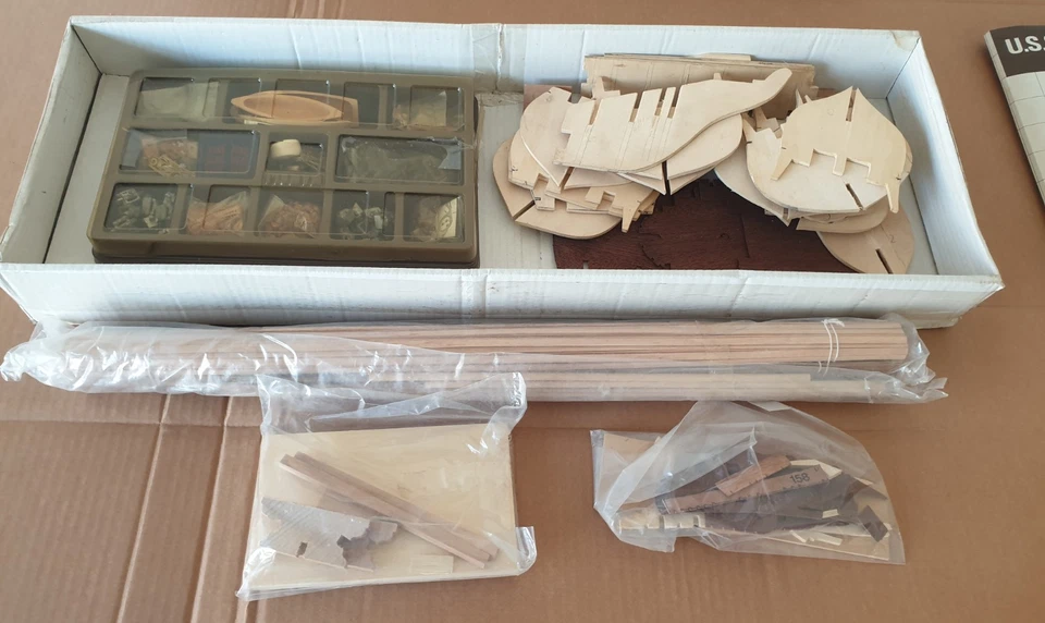 kit nuovo USS CONSTITUTION 1:98 MAMOLI lunga 98cm occasione - Immagine 4 di 4