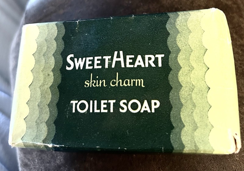 Vintage SweetHeart Toilet Soap Manhattan Soap Co NOS 1950’s
