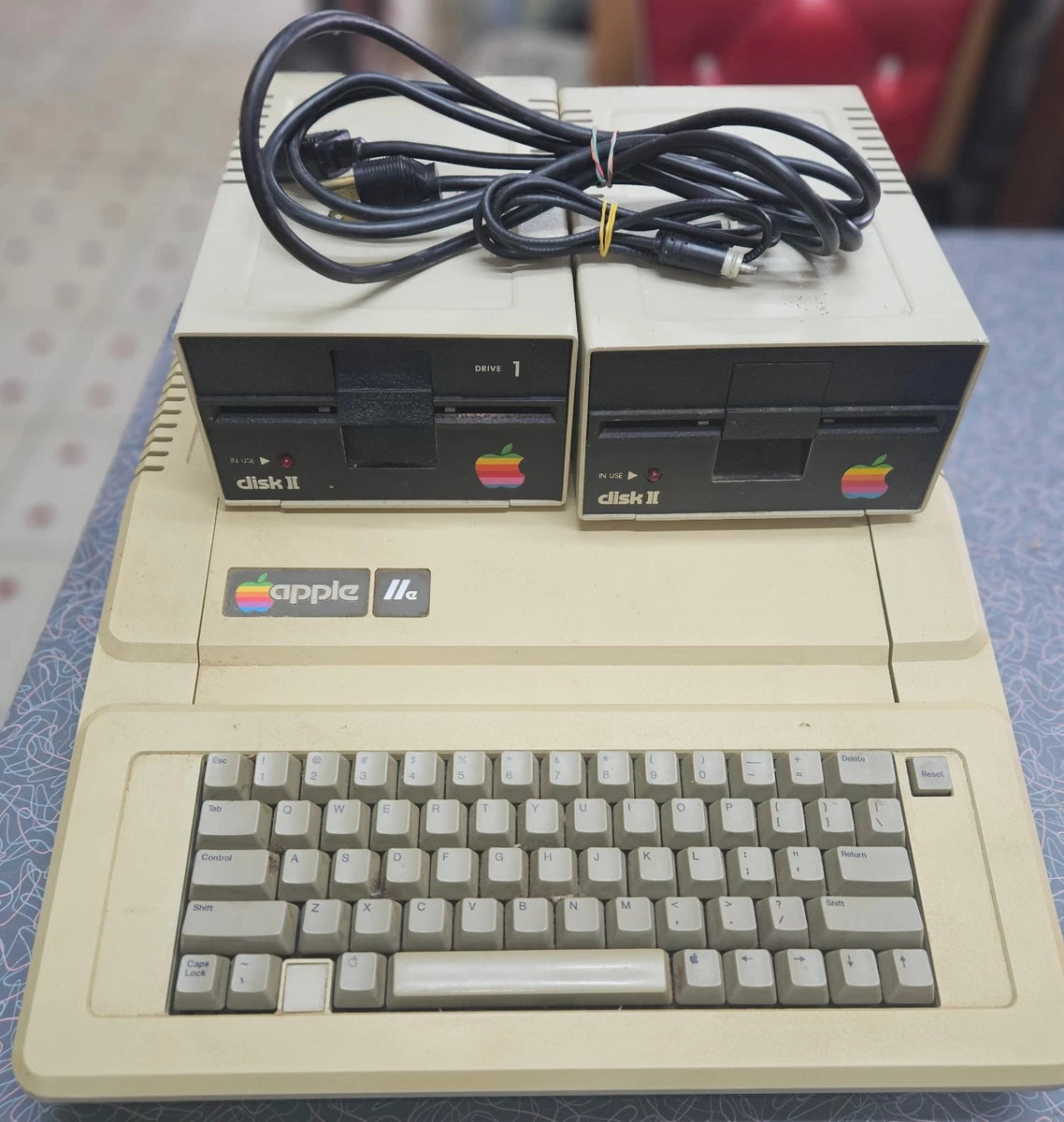 Apple IIe Vintage Computers & Mainframes for sale - eBay
