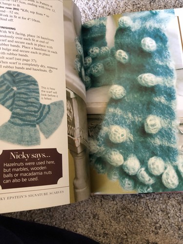 Nicky Epstein's Signature Scarves Hardcover Book Knitting Designs to Knit - VGC - Picture 7 of 8