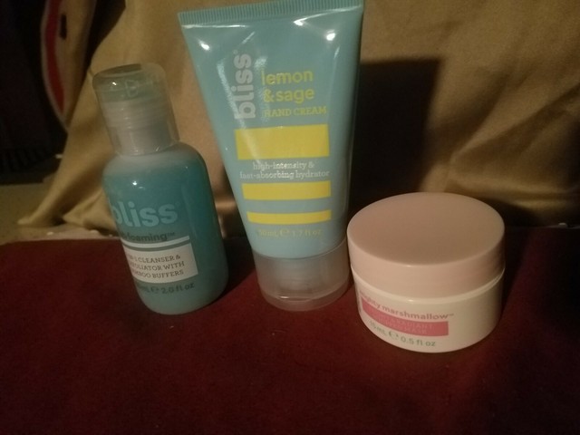 bliss exfoliating face wash