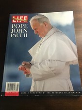 POPE JOHN PAUL II COMMEMORATIVE LIFE MAGAZINE Forward by Rev Billy Graham