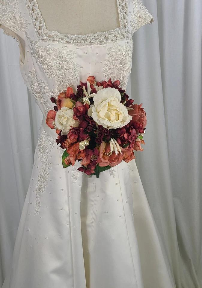 Rose, Sienna, Ivory and Wine Bridal or Bridemaid Bouquet in Silk - Image 3 of 4