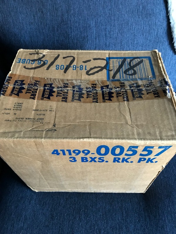 1989/90 FLEER BASKETBALL RACK PACK BOX (3) BBCE FROM A SEALED CASE "READ"