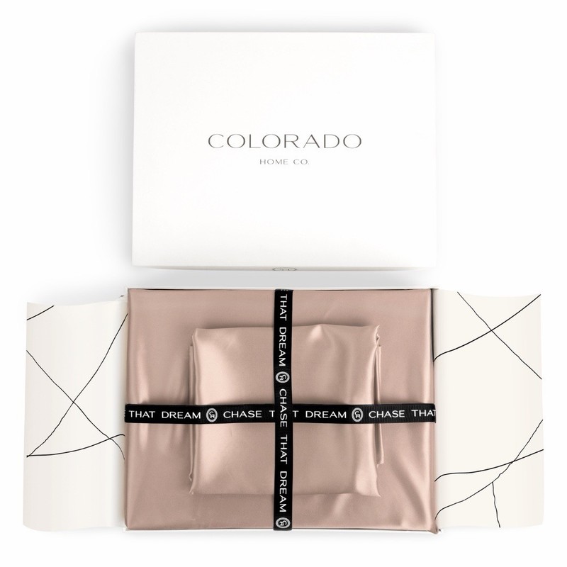 Colorado Home Co. 100% Mulberry Silk QUEEN Set  CHAMPAGNE CARAMEL Pillowcases