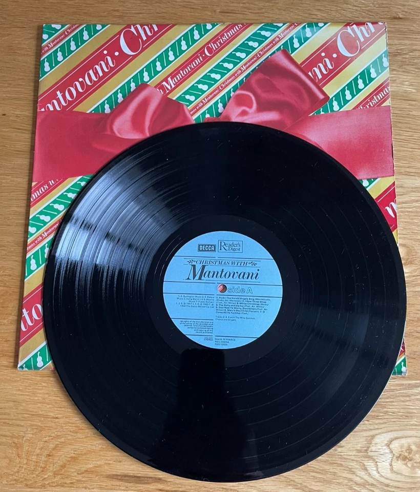 4 Christmas Music / Carols Vinyl LP Albums - Aled Jones / Mantovani / Guildford - Bild 4 von 4