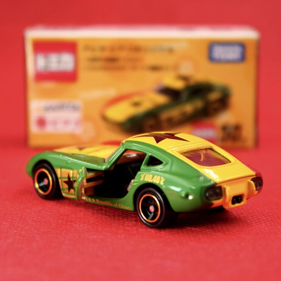 BANDERA DEL MUNDO TOMICA GHANA TOYOTA 2000GT APITA ORIGINAL TAKARA TOMY Foto 3 de 4