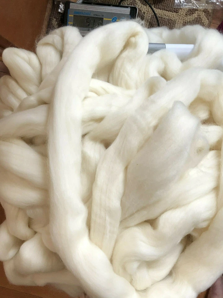 Wool Roving Fiber Top 6 lbs GRAB BAG BULK Spin wool, Felting Wool,  Bulk wool - Image 3 of 4