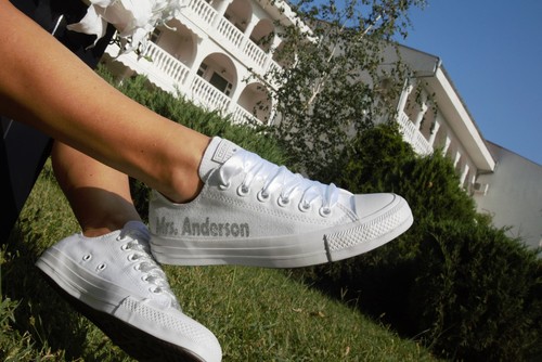 Personalized Bridal Converse Trainers For Bride, Sneakers Wedding Personalised - Afbeelding 1 van 10