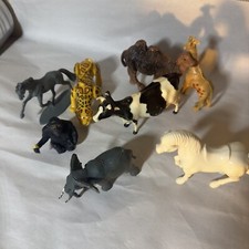 Small Animal Figure Lot, 8 Piece Assorted Materials