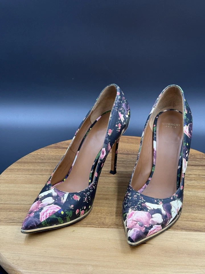 Givenchy US 5 Bolsa y Zapatos Oferta París Cuero Estampado Floral Bombas Talla 35 Italia  Foto 3 de 4