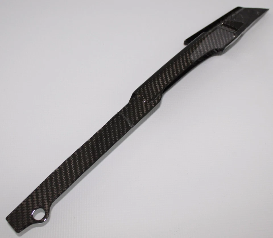 Protector de cadena Ducati Streetfighter/S/848 2009-2015 - 100 % fibra de carbono Foto 3 de 4