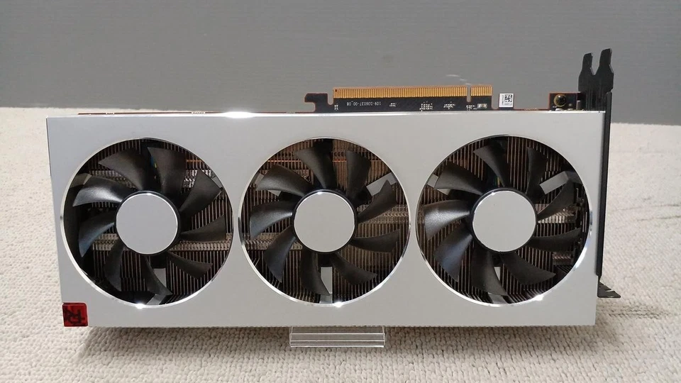 ASUS GRAPHICS BOARD RADEON VII IN WORKING CONDITION HBM2 16GB - Image 2 of 4