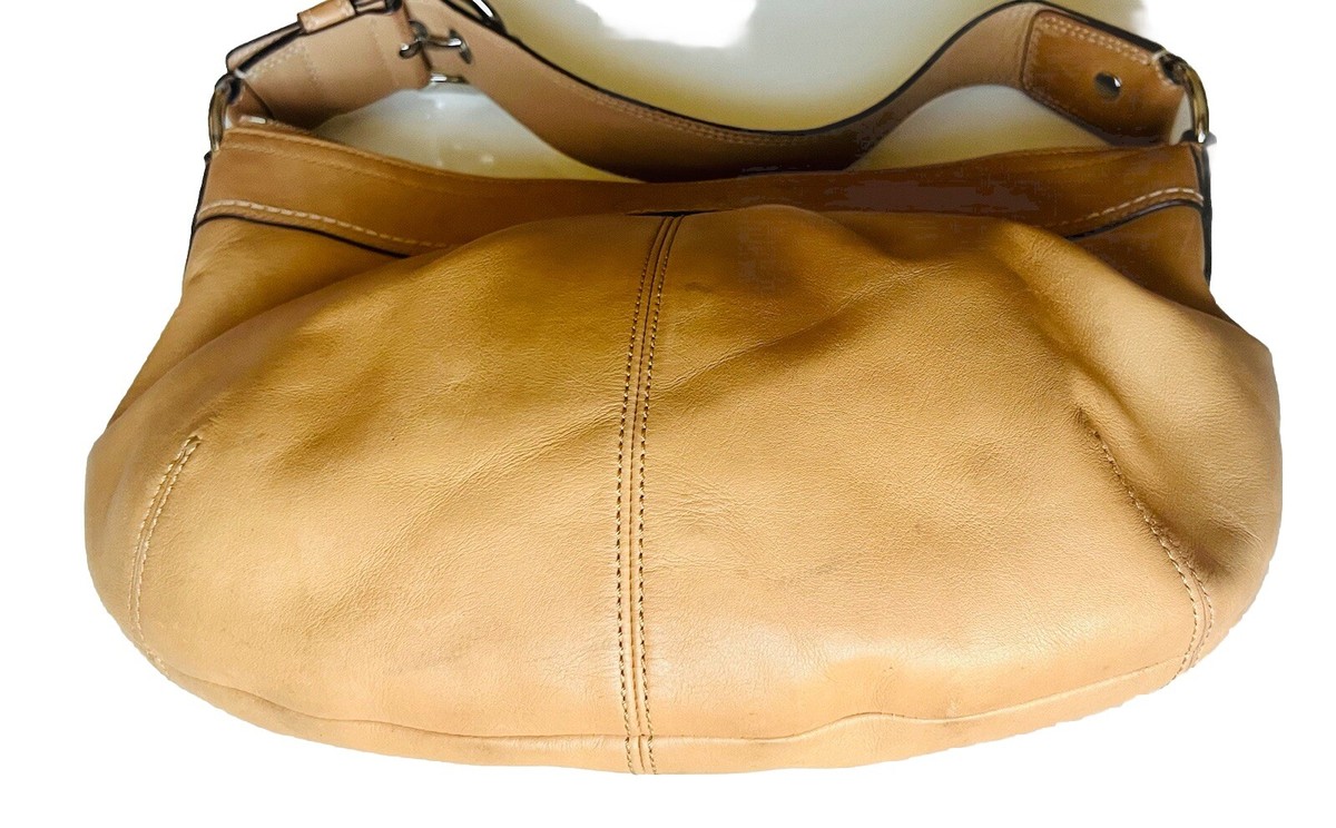 Genuine Coach Hobo Cream Soho Leather Handbag D0982-F13730
