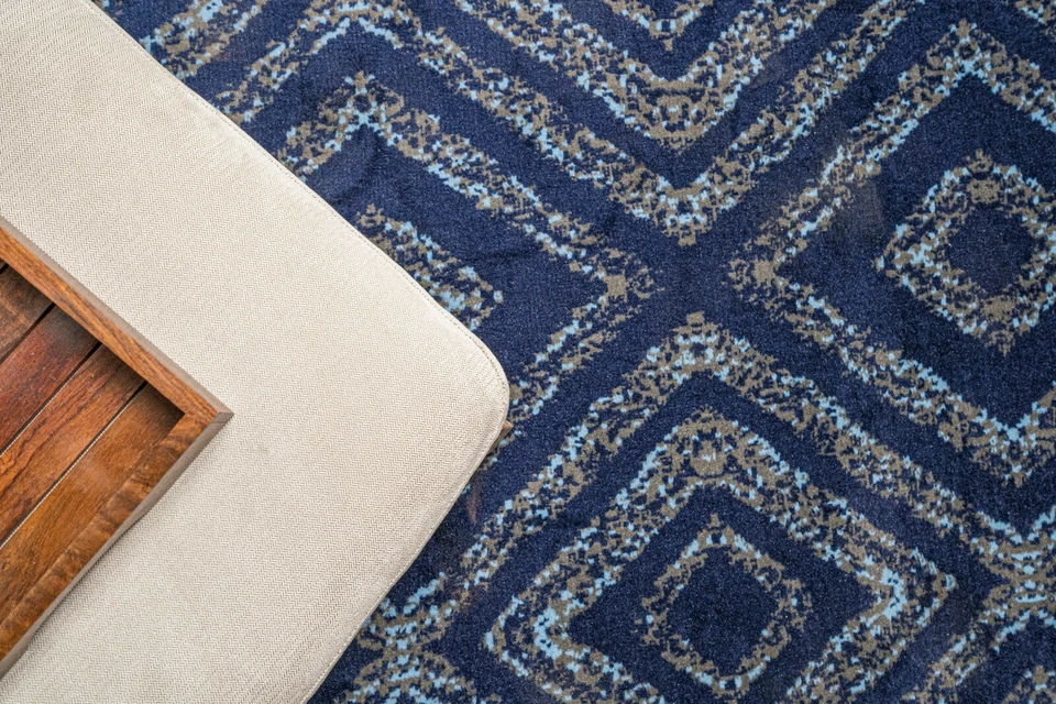 Geometric Diamond - 2'x4', Navy, Moroccan Transitional Area Rug - 516 - Image 4 of 4