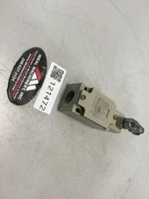 YAMATAKE Limit Switch LJA10-11A21N-004 Used #121472