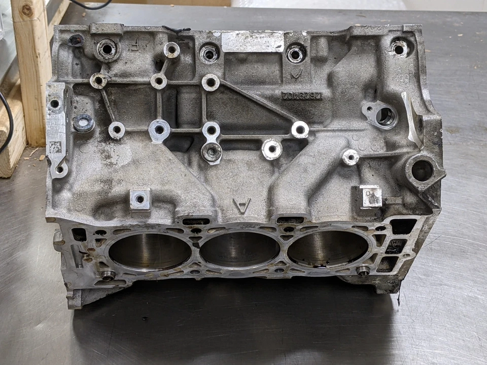 Bloque de cilindros de motor para 10-11 Chevrolet Traverse 3.6 12629402 gasolina Foto 2 de 4