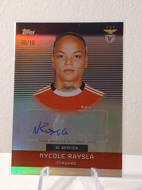 Topps Benfica Team set Nycole Raysla auto /10 card
