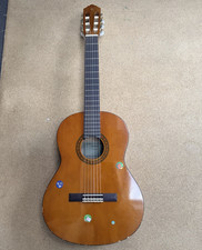Yamaha CS40 3/4 Classical Nylon-String Guitar Right-Handed Brown