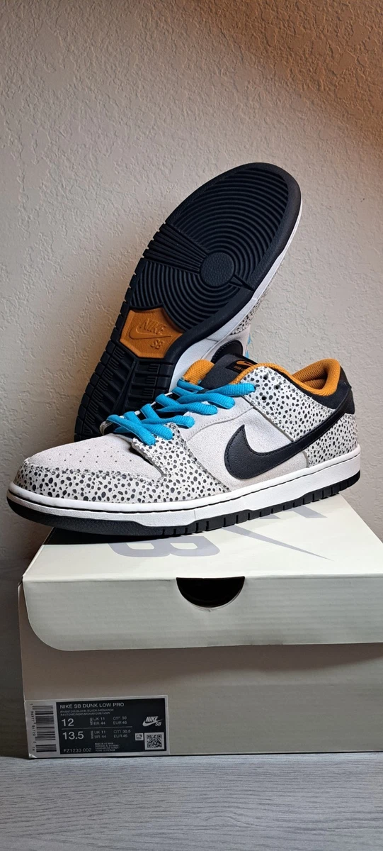 Nike SB Dunk Low Pro Black for Sale - Authenticity Guaranteed - eBay