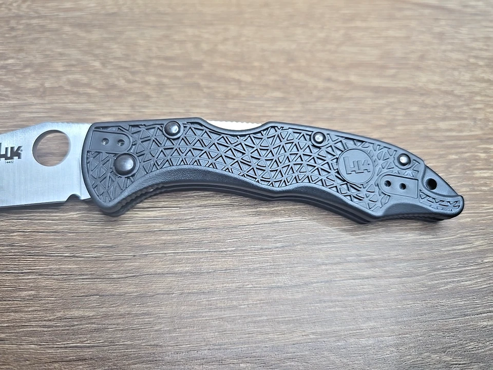Heckler & Koch 14402HK PIKA II нож атласное лезвие, GFN, замок назад (скамейка) - Изображение 3 из 4