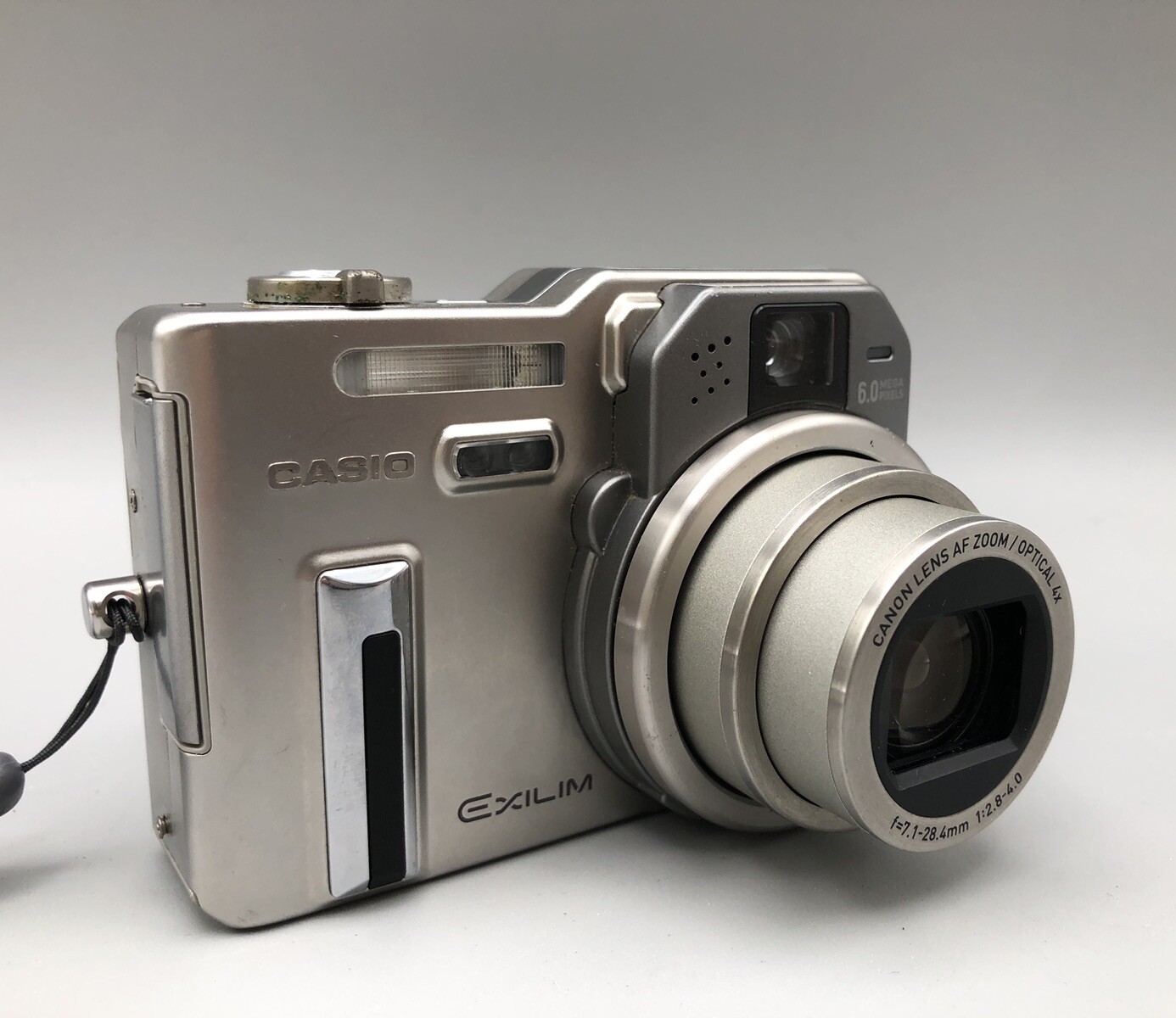 Casio Exilim Zoom EX-Z57 5.0MP Digital Camera Silver | Les Bricolles de