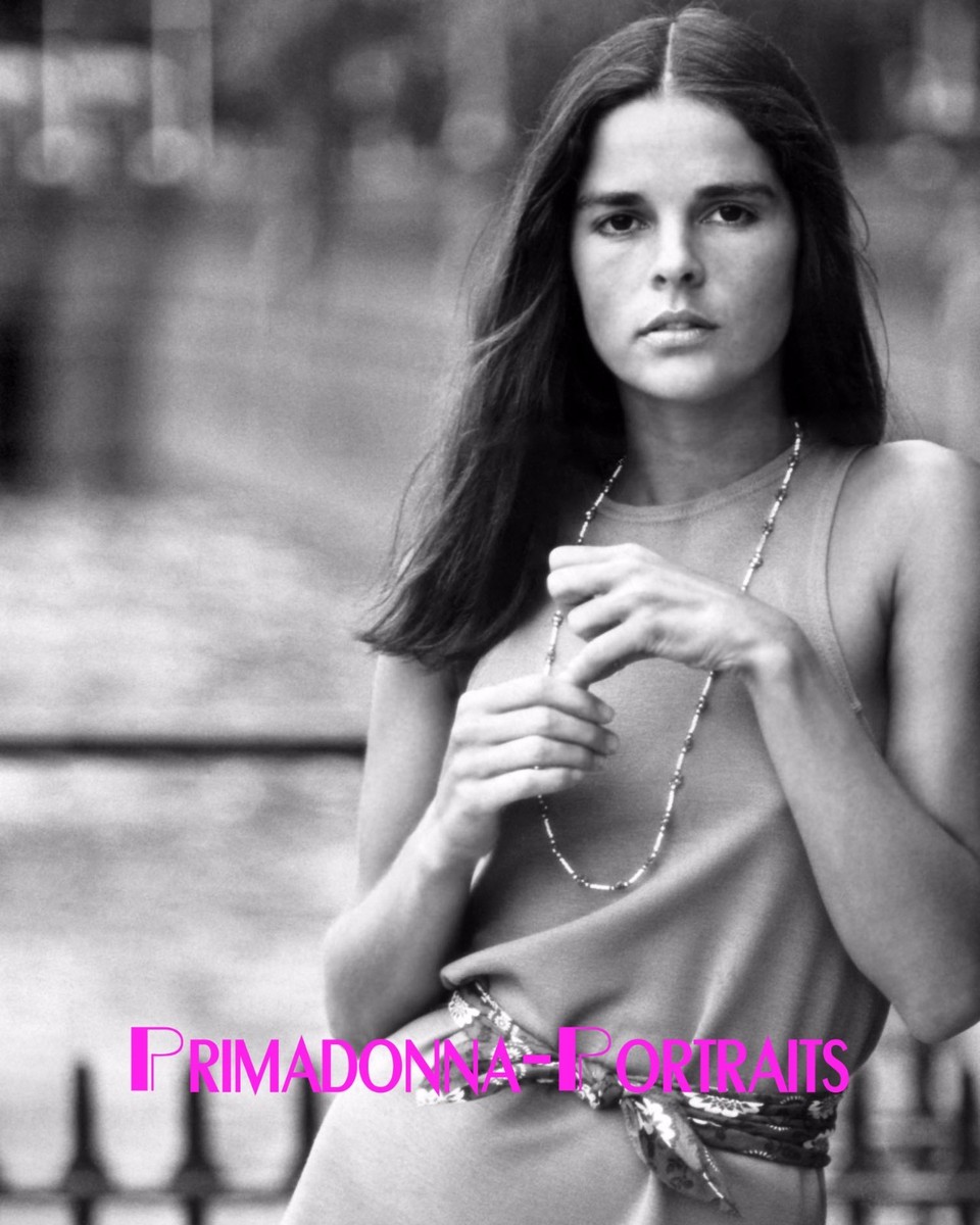 ALI MACGRAW 8X10 Lab Photo B&W Youthful 1960s Sexy Actress Glamour Portrait  | eBay