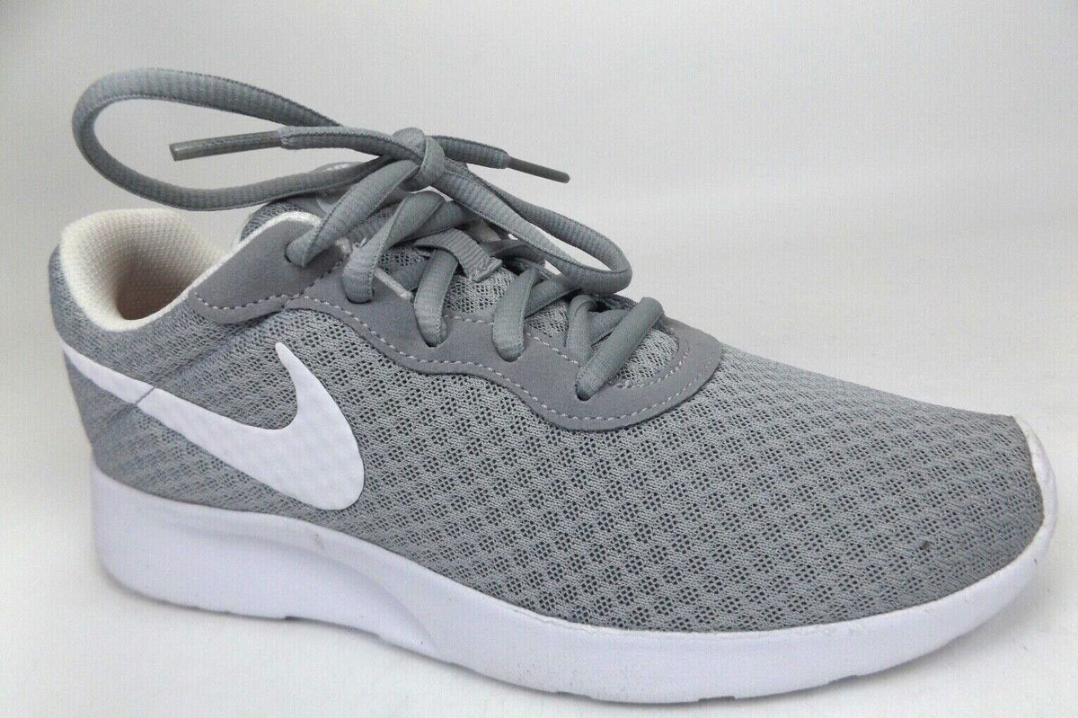 nike tanjun m