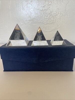3 Crystal Pyramid Prisms Engraved With The Image Of Cleopatra 3 Sizes Boxed.