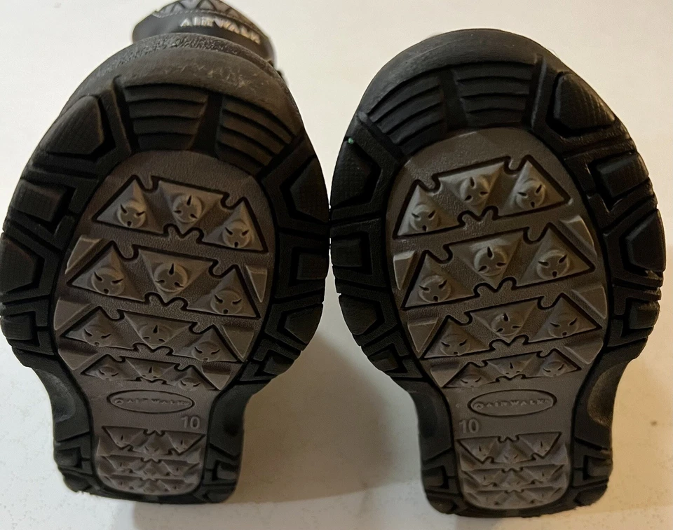 Boots Airwalk Thermolite Kids Black Insulated Boys Or Girls Size 10 Youth - Image 4 of 4