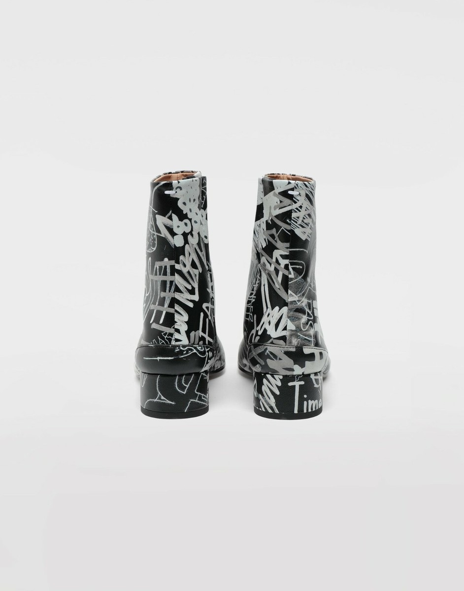 Maison Martin Margiela Painted Graffiti Tabi Boots 37 brand Maison Martin Margiela Painted Graffiti Tabi Boots 37 brand