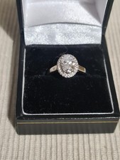 1.5ct total Oval Lab grown/created Diamond Natural Halo. 18ct White gold. 